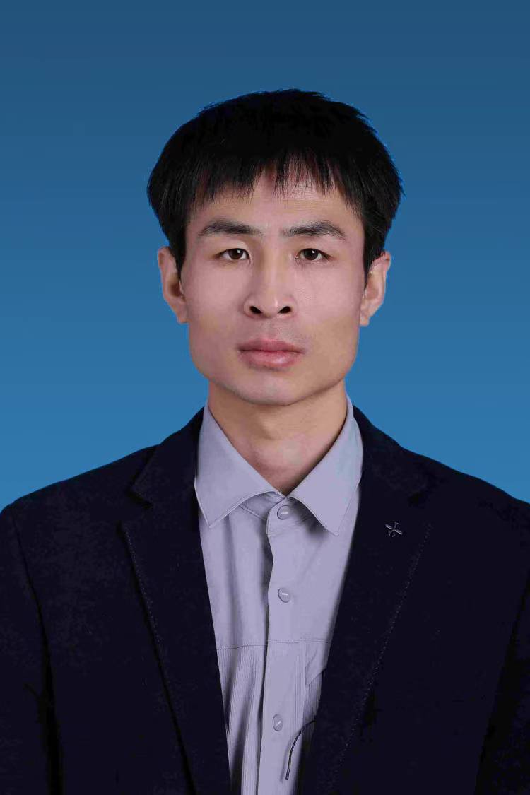 王耀伟.jpg